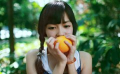 保持饥饿，保持愚蠢——我是乔布斯