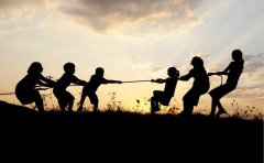 那些阻挡你的人，也许正在助推你实现人生的飞跃