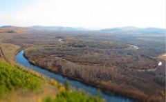 我与春天隔着一条河的距离