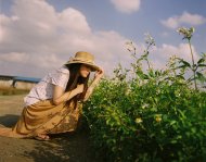 如果你的心如一枚硬币,我真想看看你不爱我的反面是不是非我不爱